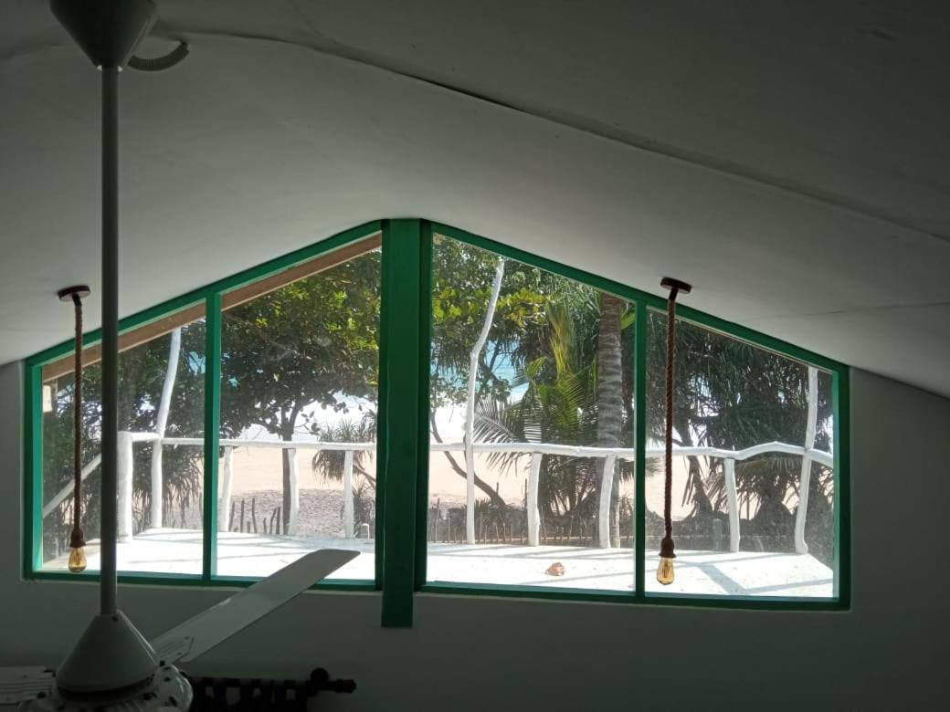 Beach House Kalukatiya - Family Villa, Seaview Room, Garden Room Dikwella Exterior foto