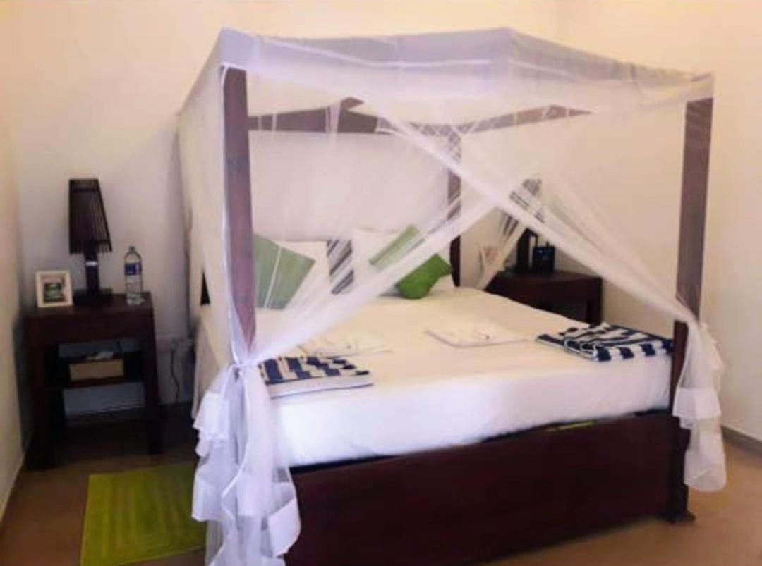 Beach House Kalukatiya - Family Villa, Seaview Room, Garden Room Dikwella Exterior foto