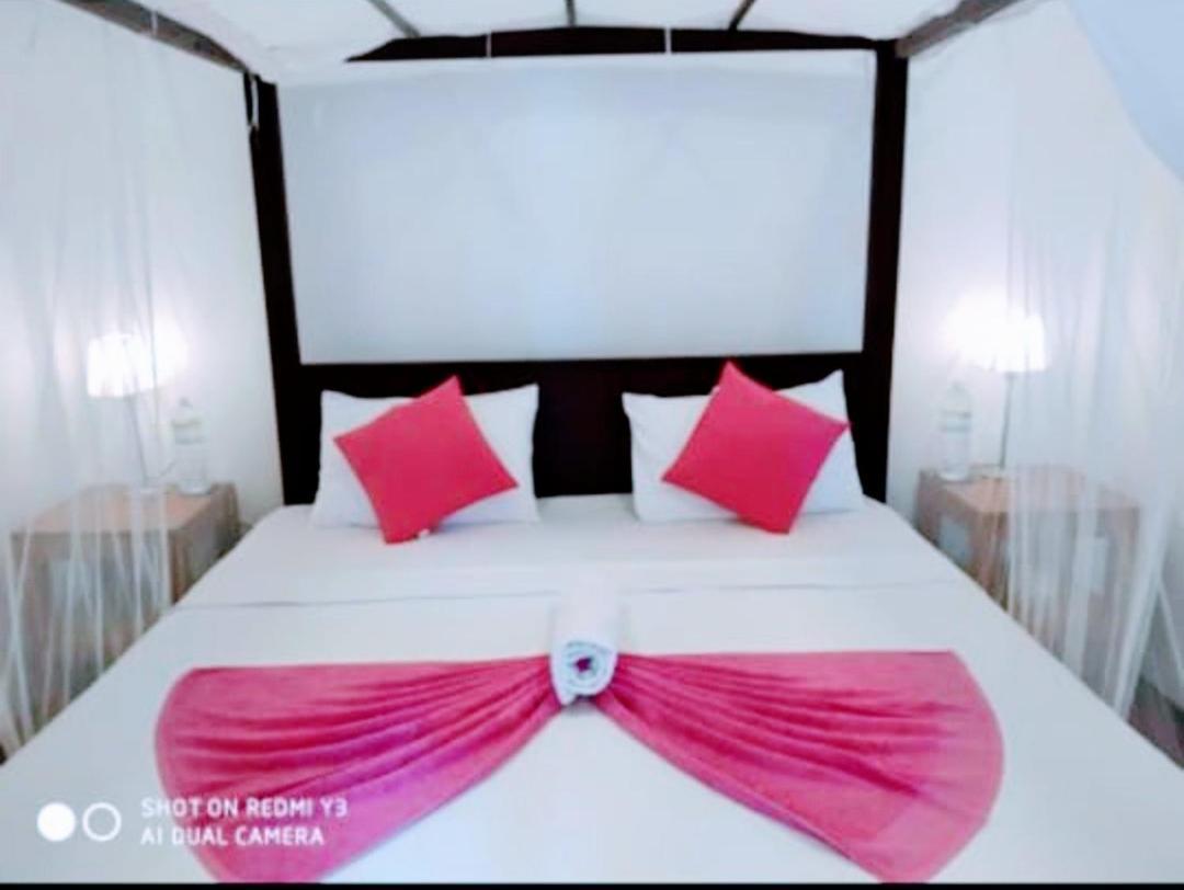 Beach House Kalukatiya - Family Villa, Seaview Room, Garden Room Dikwella Exterior foto